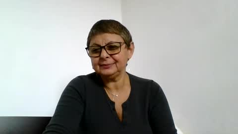 Black Widow online show from October 2025 01:34:01 PM