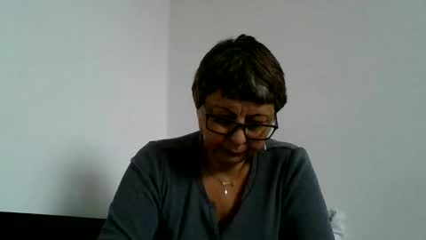 Black Widow online show from November 2025 08:57:01 AM