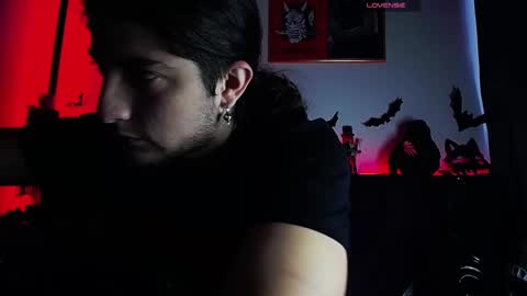 Snapshot of blackwolf_6 chatting on October 2025 03:44:02 PM Dave online show from October 2025 03:44:02 PM