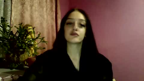 Ivy online show from December 2024 06:31:01 PM