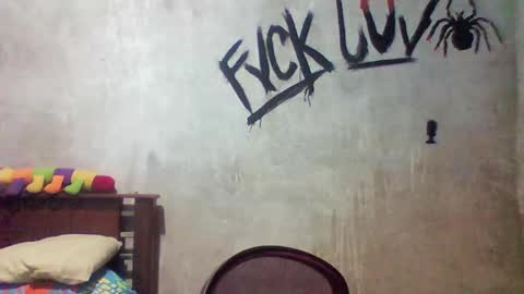 Snapshot of blade_sensual chatting on December 2025 05:23:01 AM blade_sensual online show from December 2025 05:23:01 AM