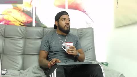 Richard online show from November 2025 09:07:02 AM