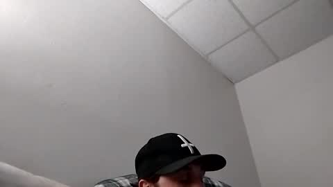 Snapshot of blahblam420 chatting on February 2025 04:19:02 AM blahblam420 online show from February 2025 04:19:02 AM