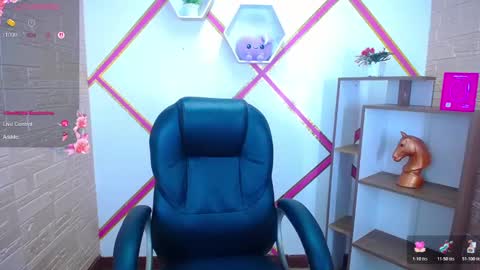 blakelovee online show from October 2025 07:04:02 PM