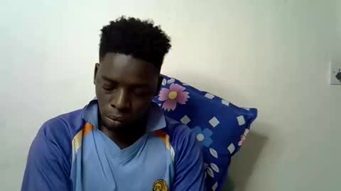 Snapshot of blesse_mixed chatting on October 2025 12:04:02 PM Black brown online show from October 2025 12:04:02 PM