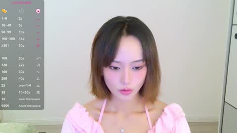 YoYo online show from September 2025 08:49:02 AM