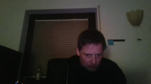 Snapshot of blonde32m chatting on December 2024 11:14:02 PM blonde32m online show from December 2024 11:14:02 PM