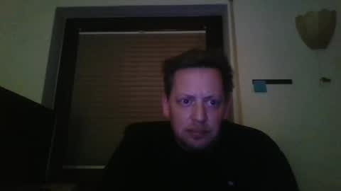 Snapshot of blonde32m chatting on December 2024 02:41:02 AM blonde32m online show from December 2024 02:41:02 AM