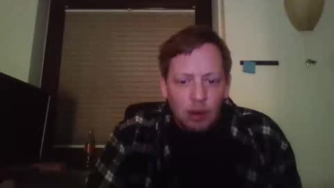 Snapshot of blonde32m chatting on January 2025 11:42:01 PM blonde32m online show from January 2025 11:42:01 PM