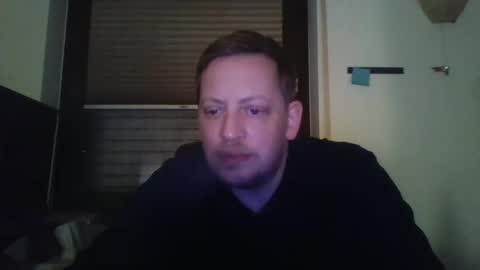 Snapshot of blonde32m chatting on January 2025 07:20:02 PM blonde32m online show from January 2025 07:20:02 PM