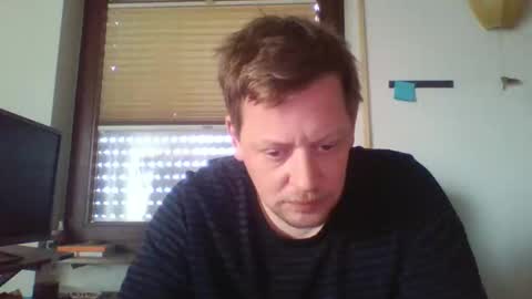 Snapshot of blonde32m chatting on February 2025 11:59:02 AM blonde32m online show from February 2025 11:59:02 AM