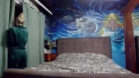 Snapshot of blonde4pasion chatting on October 2025 04:49:01 PM blonde4pasion online show from October 2025 04:49:01 PM