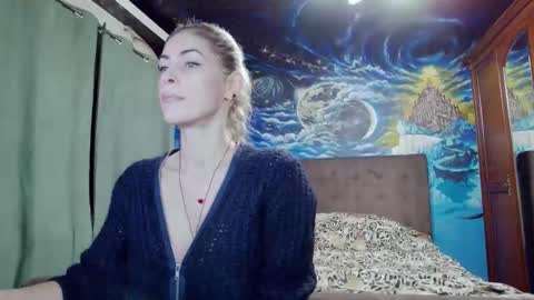 Snapshot of blonde4pasion chatting on October 2025 04:30:02 PM blonde4pasion online show from October 2025 04:30:02 PM