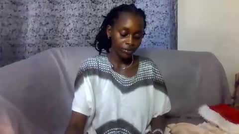 Snapshot of blonde_barby chatting on December 2025 11:58:02 AM blonde_barby online show from December 2025 11:58:02 AM