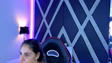 Snapshot of blonde_cat1515 chatting on October 2025 08:53:02 PM alejandra online show from October 2025 08:53:02 PM