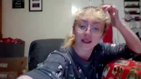 Katie online show from December 2024 05:13:01 PM