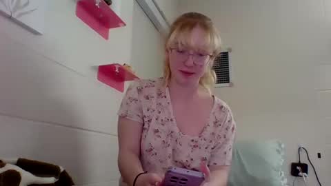 Katie online show from January 2025 10:11:02 PM