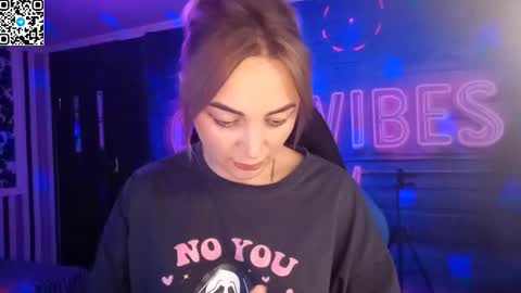 Meryem online show from November 2025 07:39:01 AM