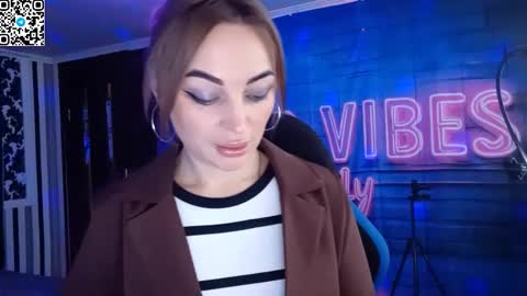 Meryem online show from November 2025 08:24:01 AM