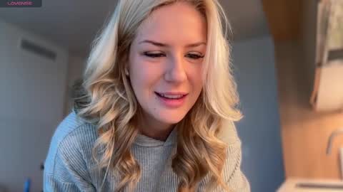 Ella Andersonn online show from March 2025 03:53:01 PM