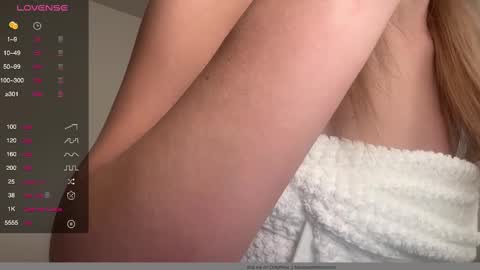 Ella Andersonn online show from March 2025 06:22:01 PM