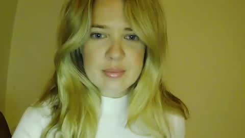 blondie6767 online show from October 2025 09:32:01 AM