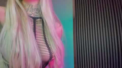 blondie_muller online show from February 2025 06:24:01 PM
