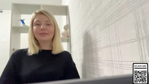 Snapshot of blondie_xoxoxo chatting on October 2025 07:00:02 AM blondie_xoxoxo online show from October 2025 07:00:02 AM