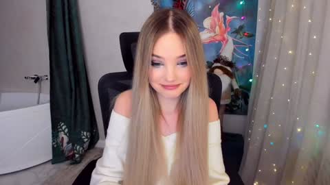 Sophia online show from December 2024 02:18:01 AM