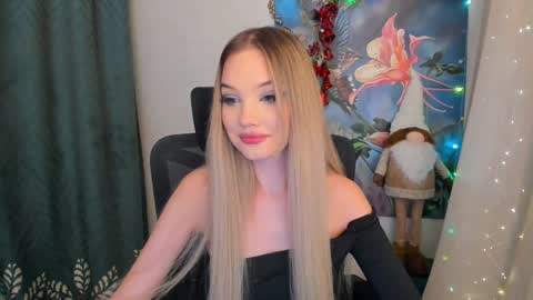 Sophia online show from December 2024 02:01:02 AM