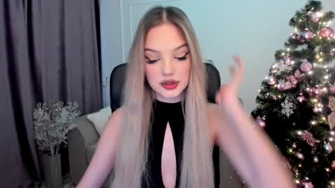 Sophia online show from December 2024 02:38:02 PM