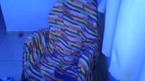 Snapshot of blue_liz chatting on October 2025 09:13:02 PM blue_liz online show from October 2025 09:13:02 PM