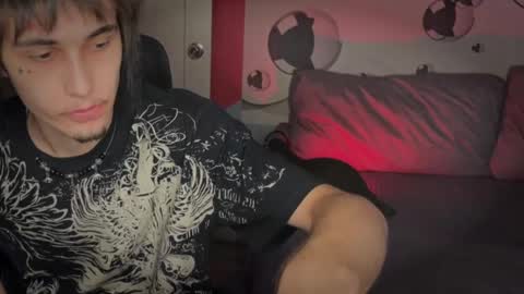 Snapshot of blue_w0rld chatting on October 2025 12:38:02 PM SONNYVAN online show from October 2025 12:38:02 PM