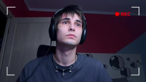 Snapshot of blue_w0rld chatting on October 2025 02:12:01 PM SONNYVAN online show from October 2025 02:12:01 PM