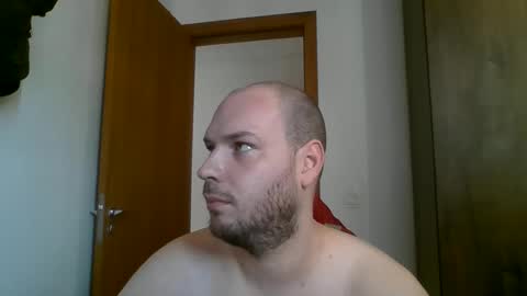 Snapshot of bluec2c chatting on December 2024 01:49:02 PM Blue online show from December 2024 01:49:02 PM