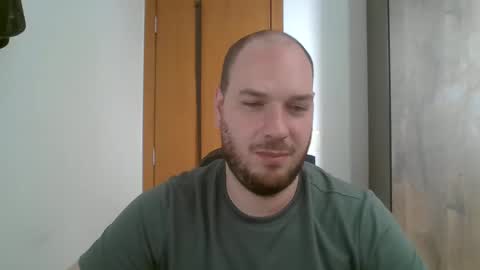 Snapshot of bluec2c chatting on December 2024 02:27:01 PM Blue online show from December 2024 02:27:01 PM