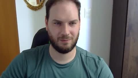 Snapshot of bluec2c chatting on November 2025 06:08:01 PM Blue online show from November 2025 06:08:01 PM