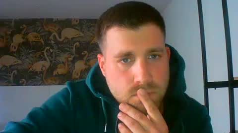 blueeyeguy90 online show from September 2025 01:24:02 PM
