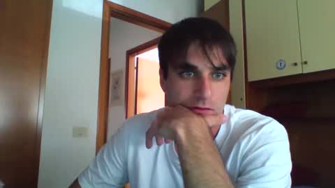 Snapshot of bluejoee chatting on November 2025 01:45:01 PM bluejoee online show from November 2025 01:45:01 PM