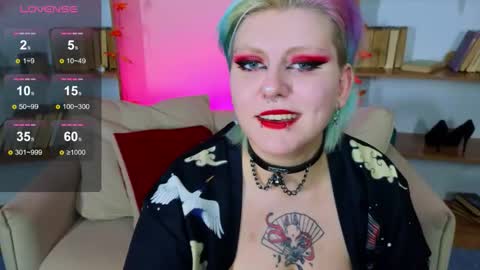 Hi my name is Lunaray online show from October 2025 09:31:01 AM