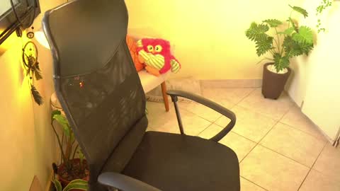 FLORAA online show from December 2024 08:33:02 AM