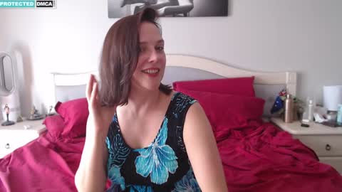 Snapshot of bluexstacey chatting on November 2025 06:48:01 AM Stacey online show from November 2025 06:48:01 AM