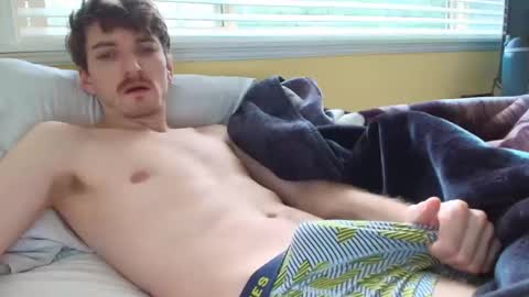 Snapshot of bluezed4 chatting on November 2025 04:51:01 PM blue online show from November 2025 04:51:01 PM