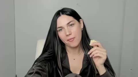 Kelly online show from October 2025 07:50:02 AM