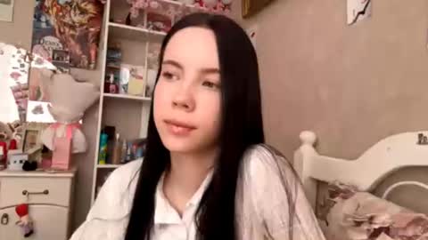 Milou online show from September 2025 12:16:01 PM