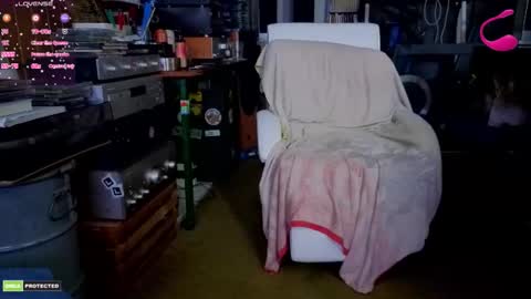 Snapshot of bobbyy4 chatting on November 2025 11:49:02 PM boby online show from November 2025 11:49:02 PM