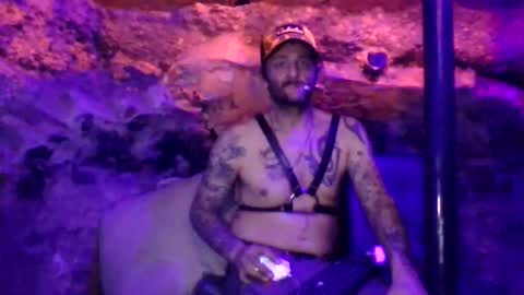 Snapshot of bobonme86 chatting on November 2025 02:12:02 PM bobonme86 online show from November 2025 02:12:02 PM