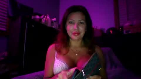 Snapshot of bodicas chatting on October 2025 04:01:01 AM milf online show from October 2025 04:01:01 AM