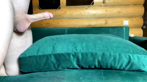 Snapshot of bohemianrhapsody1 chatting on October 2025 11:25:01 AM Nail and Olivia online show from October 2025 11:25:01 AM