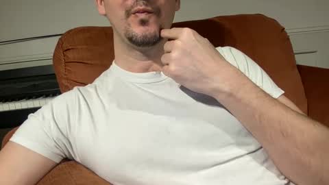 edilsonrd online show from March 2025 04:02:02 AM